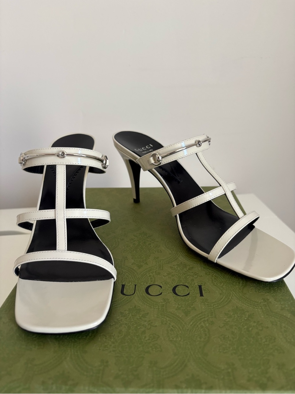 GUCCI Patent Leather Horsebit Strap High Heel Sandals NEW Size 40 / US 10 - Picture 6 of 8